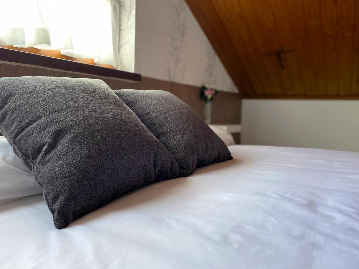 Hotel Avelina Onís Zewnętrze zdjęcie