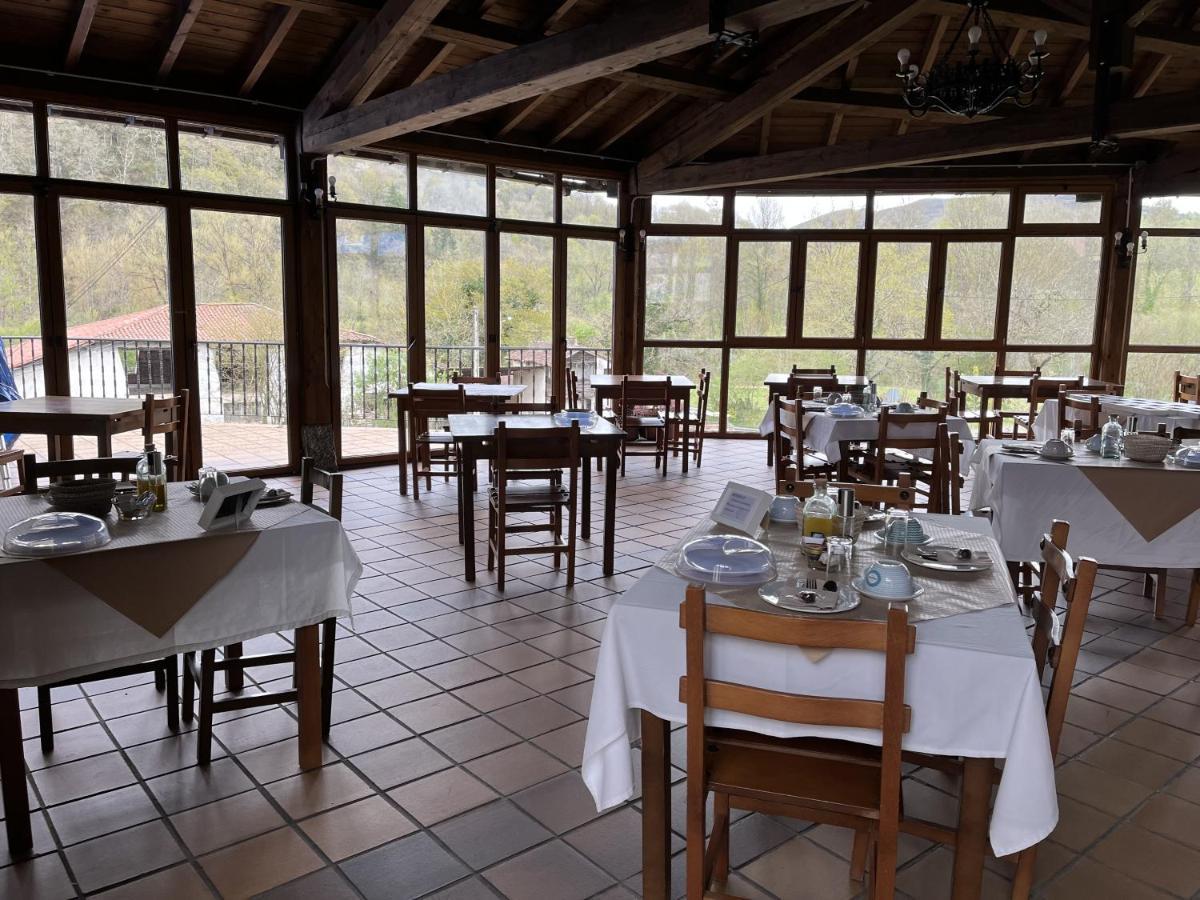 Hotel Avelina Onís Zewnętrze zdjęcie