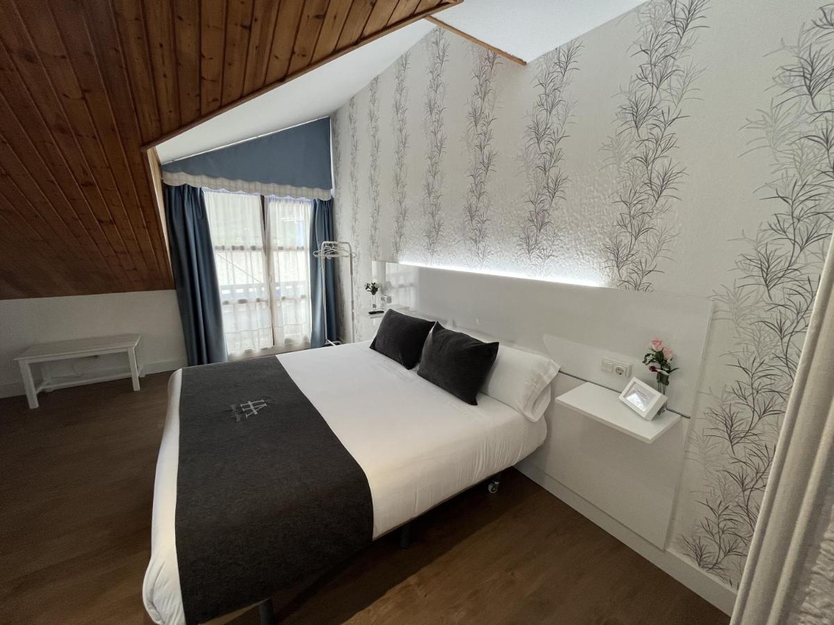 Hotel Avelina Onís Zewnętrze zdjęcie